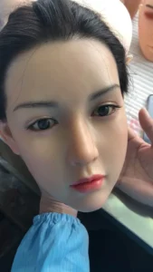 การแต่งหน้าตุ๊กตายางให้สวยสมจริง