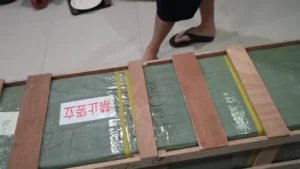 กล่องตุ๊กตายางตีลังไม้มาอย่างดีมากมาก